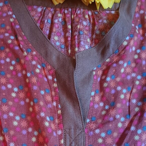 Adorable Hippie/boho top with suede trim. - Picture 10 of 10